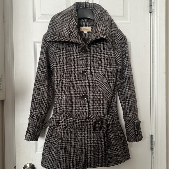 Seduction Houndstooth Wool Jacket - Picture 8 of 8